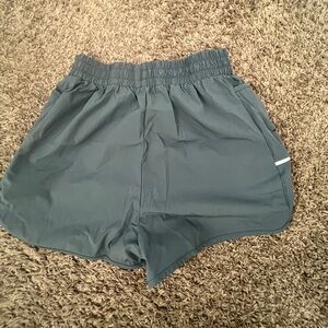 Casual Blue Elastic Waist Shorts